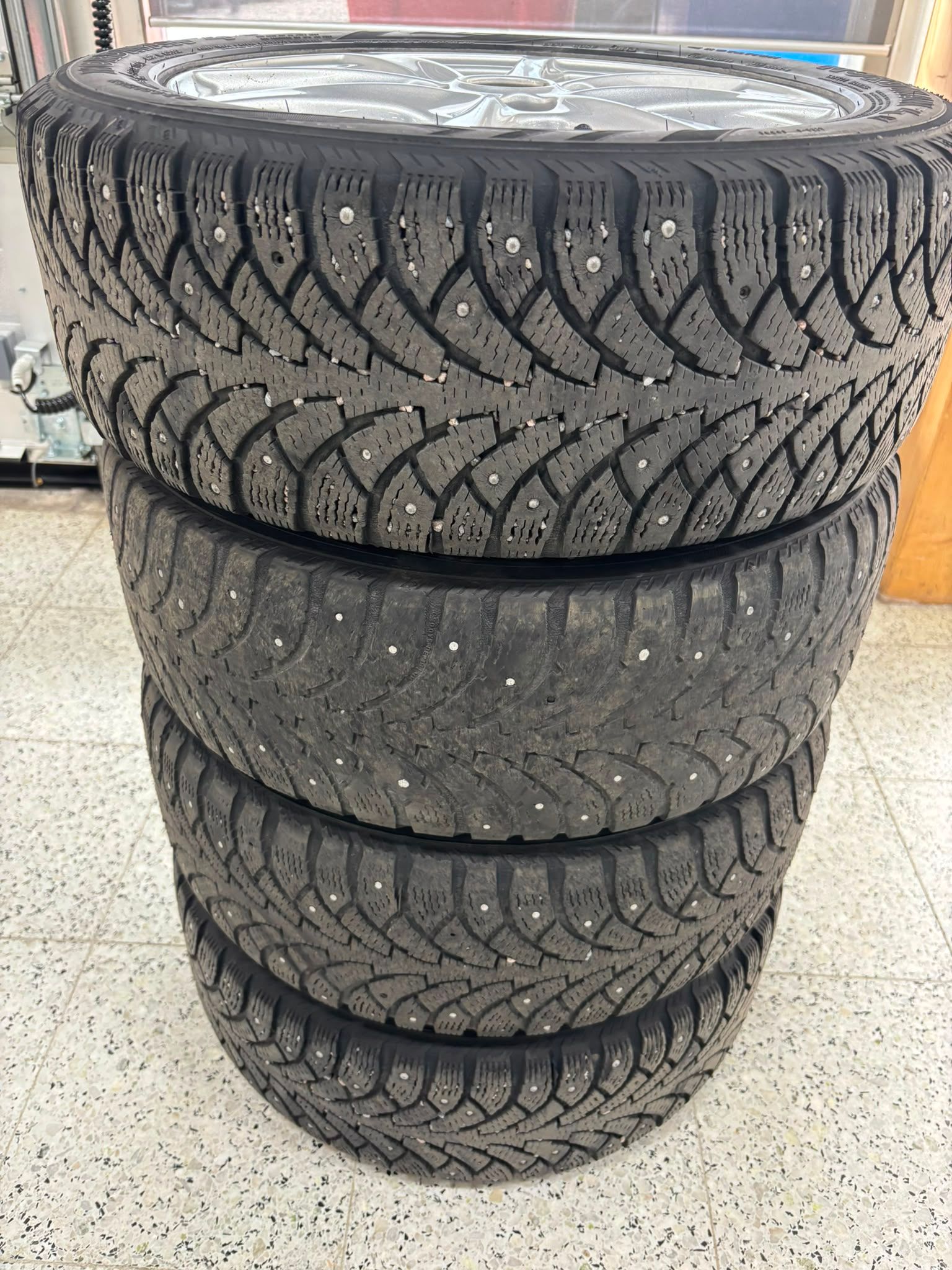 Image 35/41