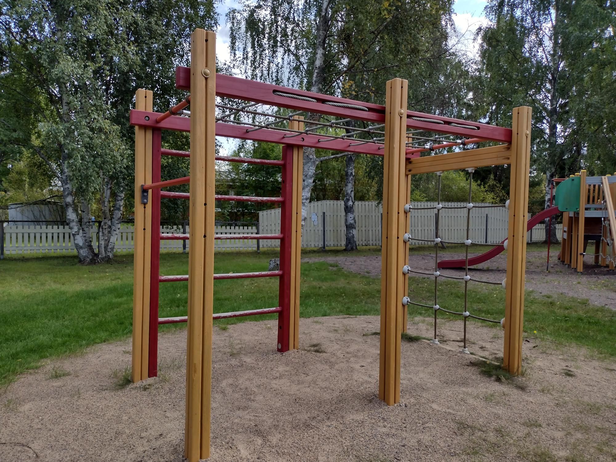 Image 3/3