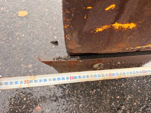 Image 6/8