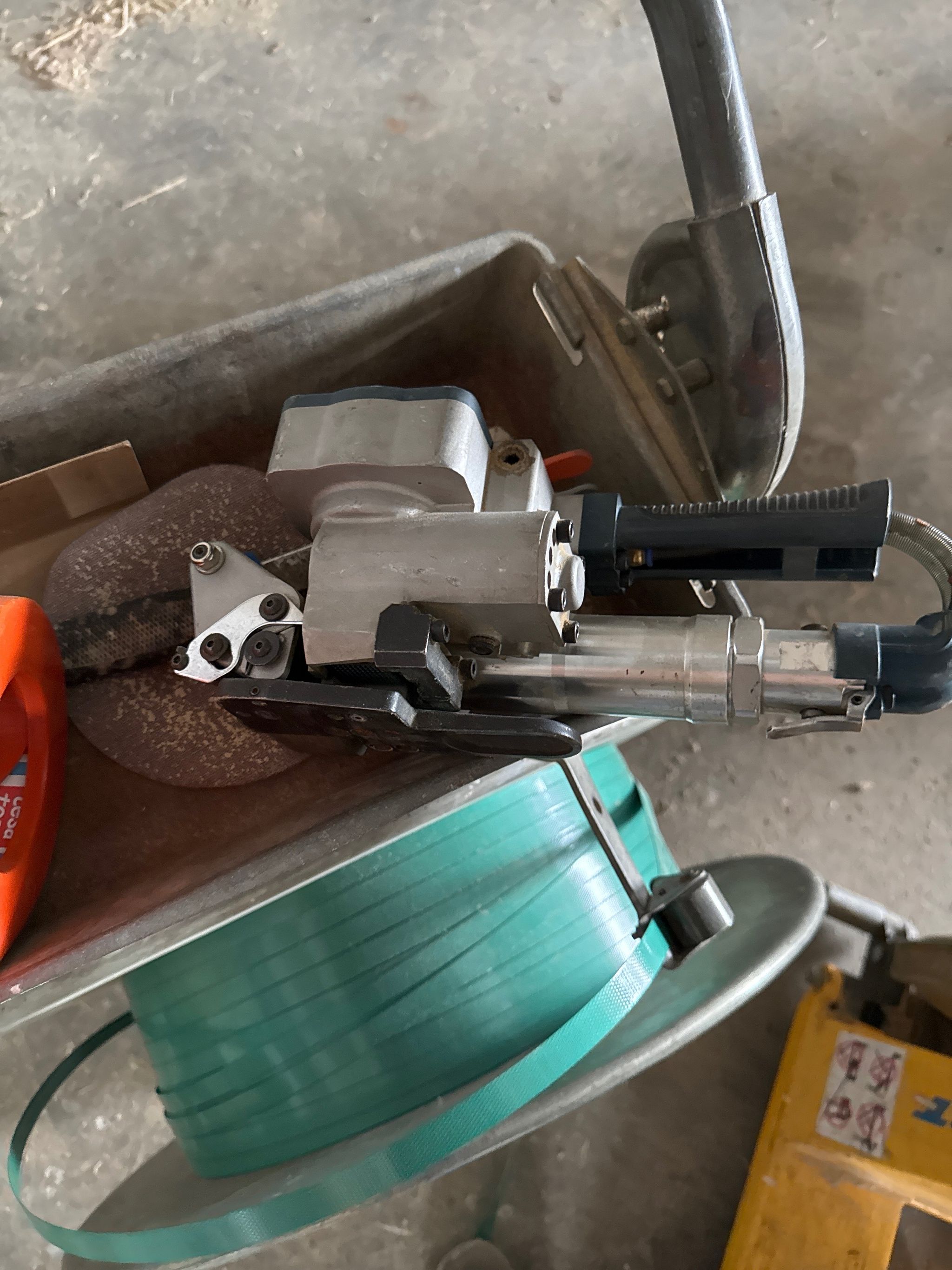 Image 4/24