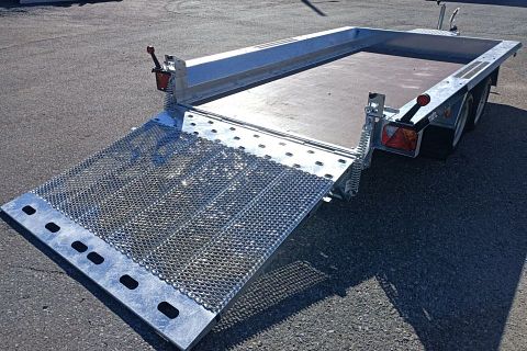Image 3/7