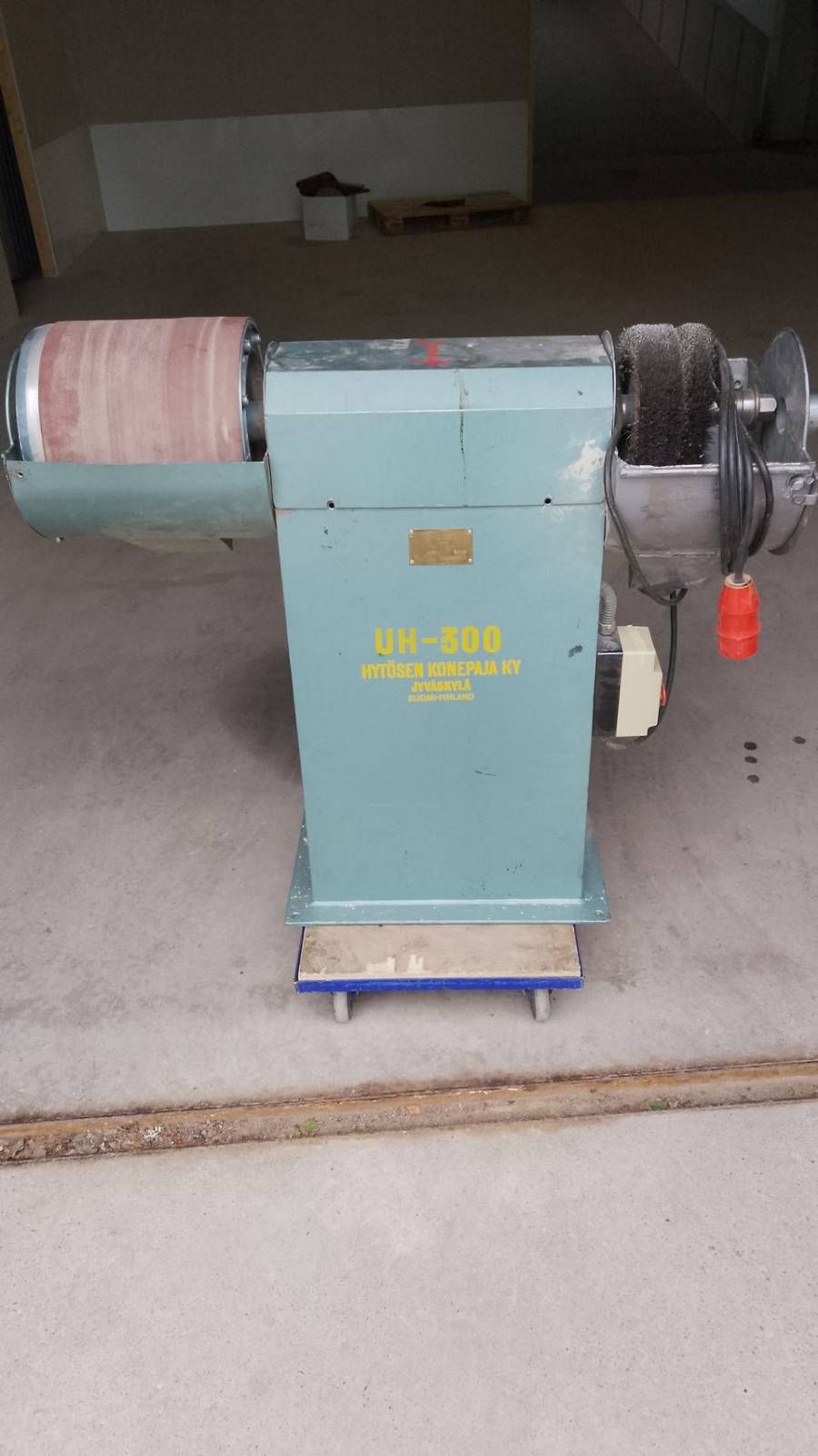 Image 1/7