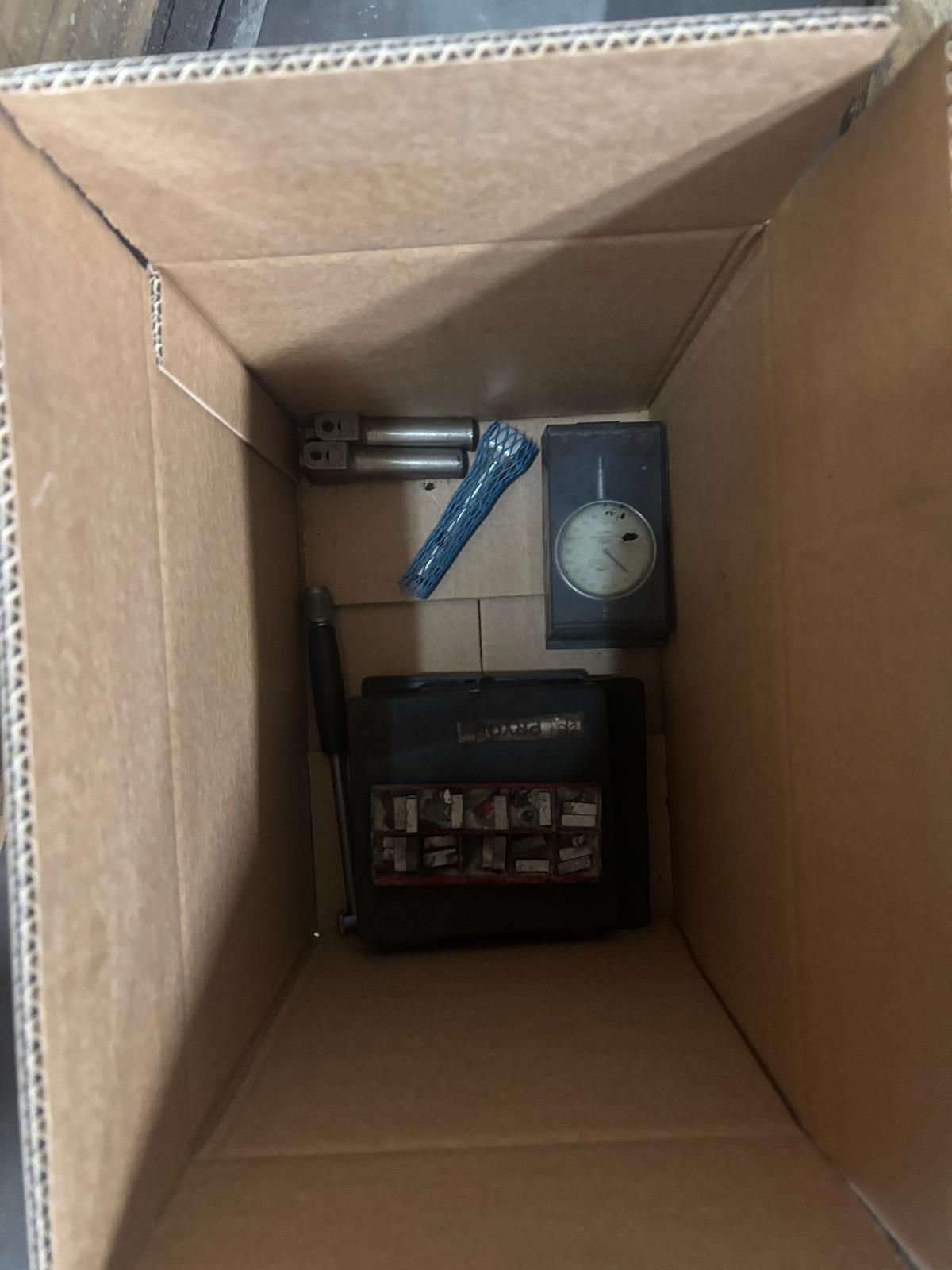 Image 3/36