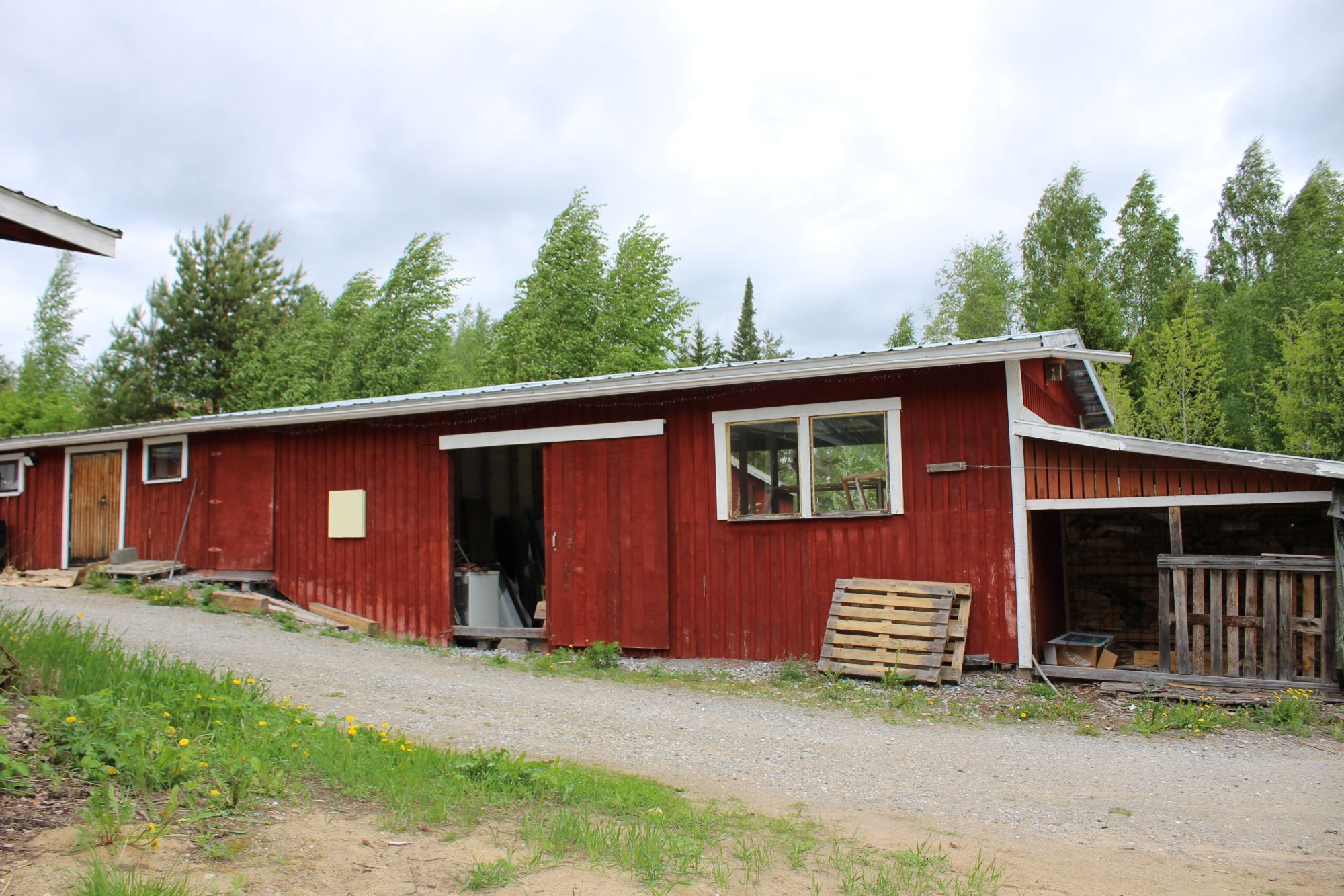Image 27/66
