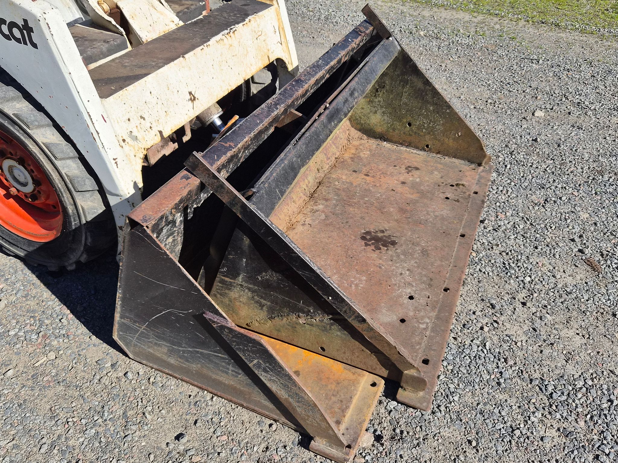 Image 8/22