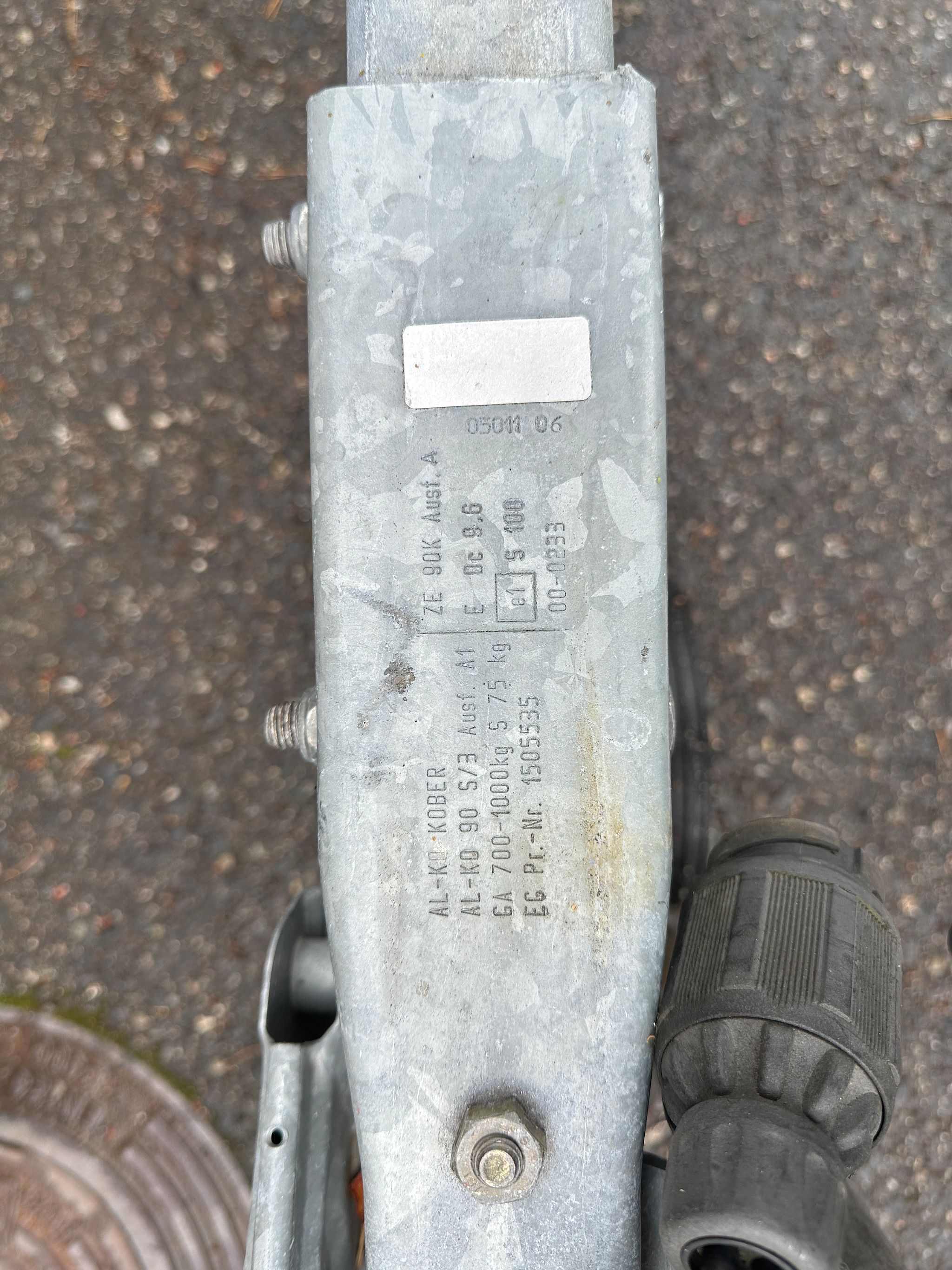 Image 4/6