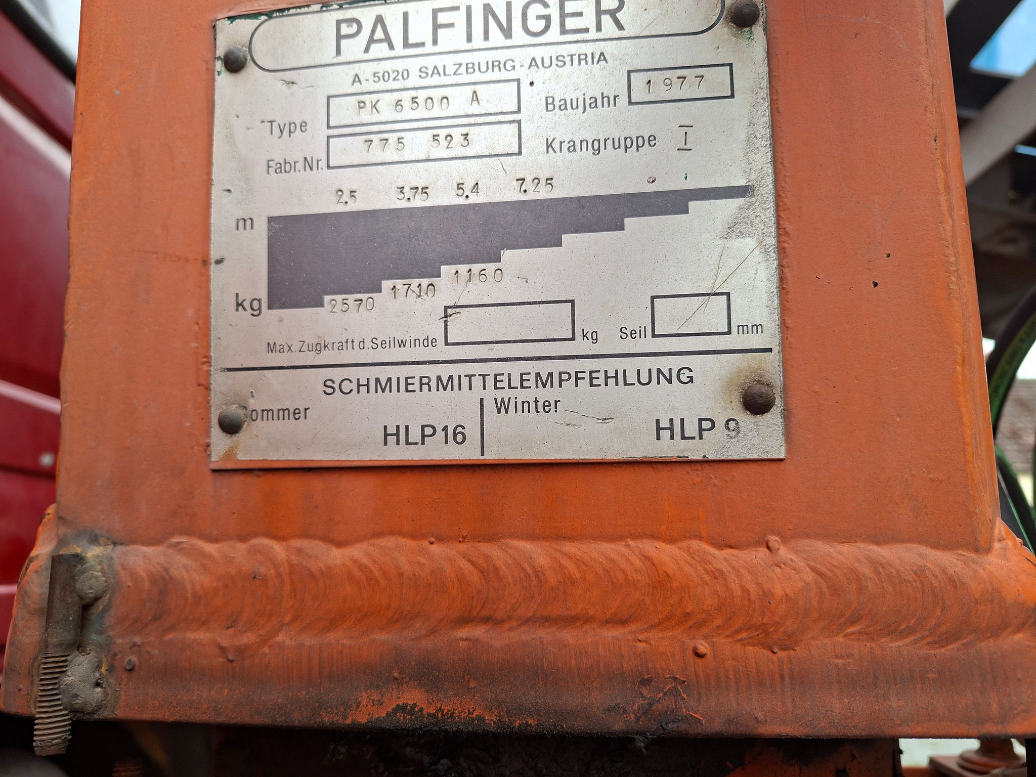 Image 4/16