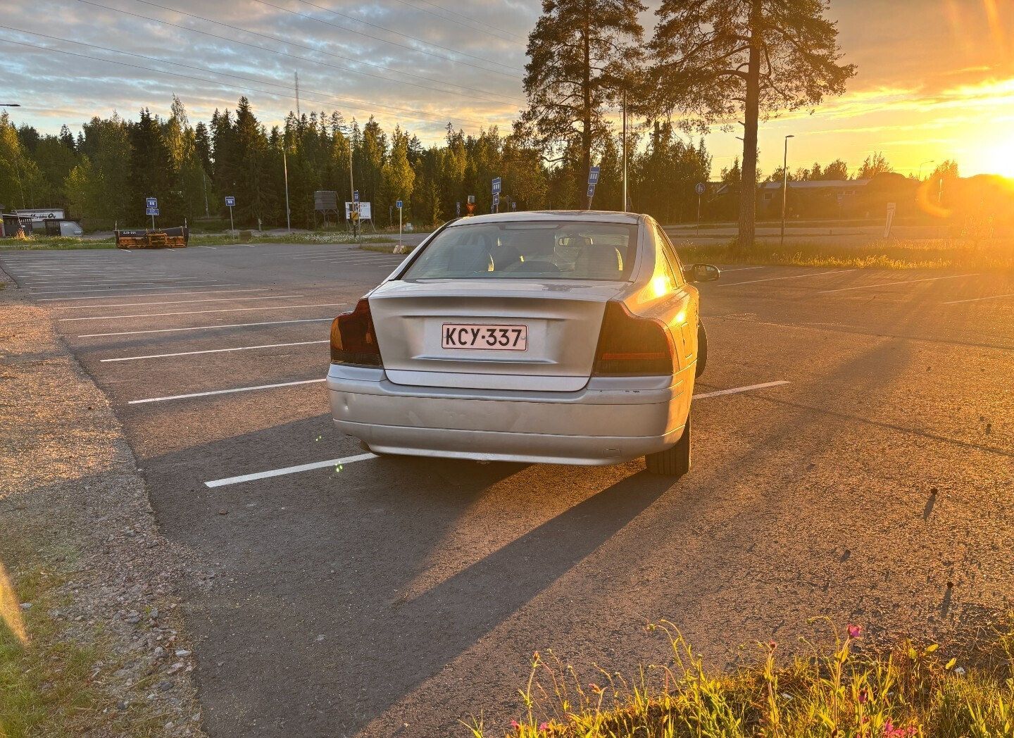 Image 3/24