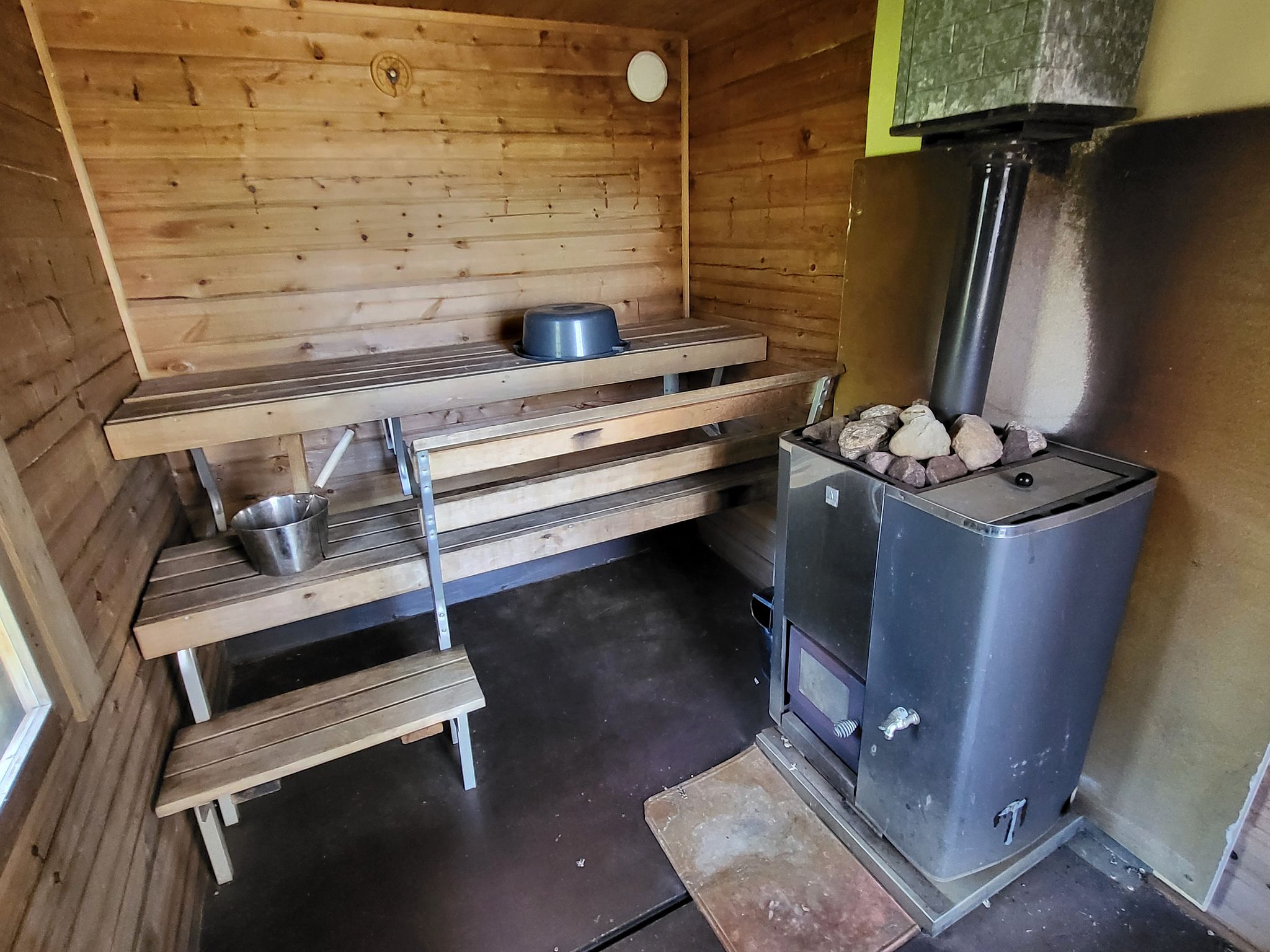 Image 18/41