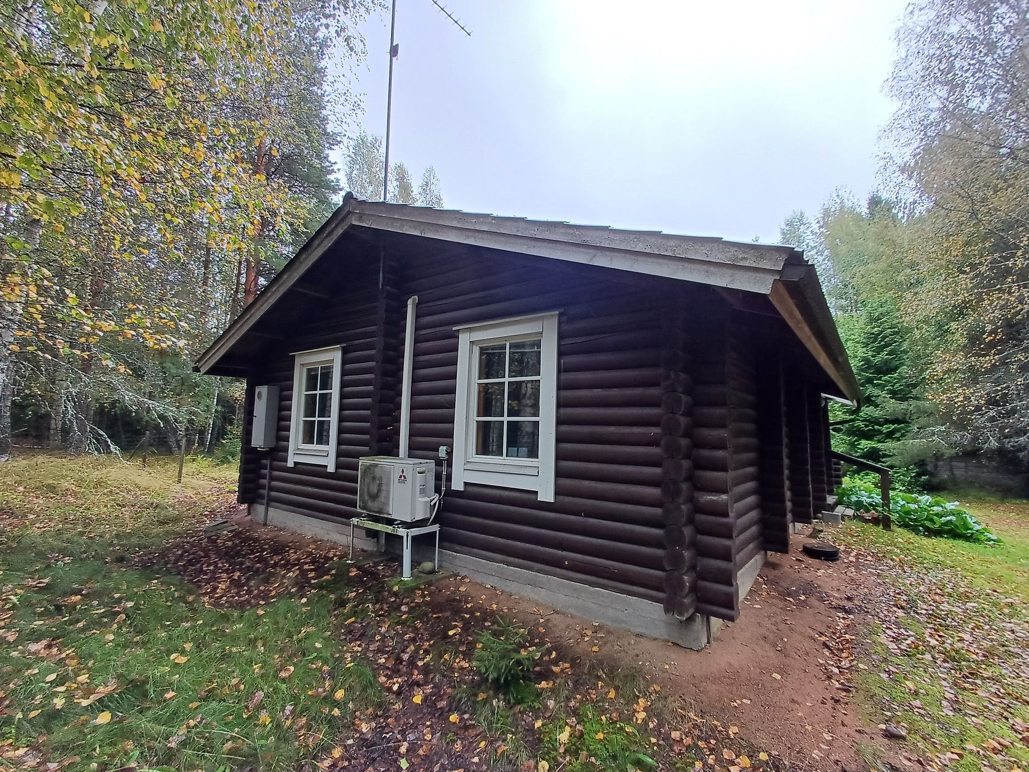 Image 1/15