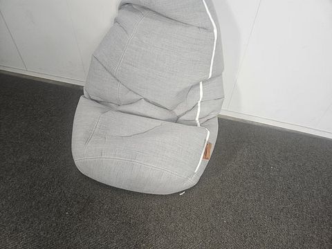 Image 4/17