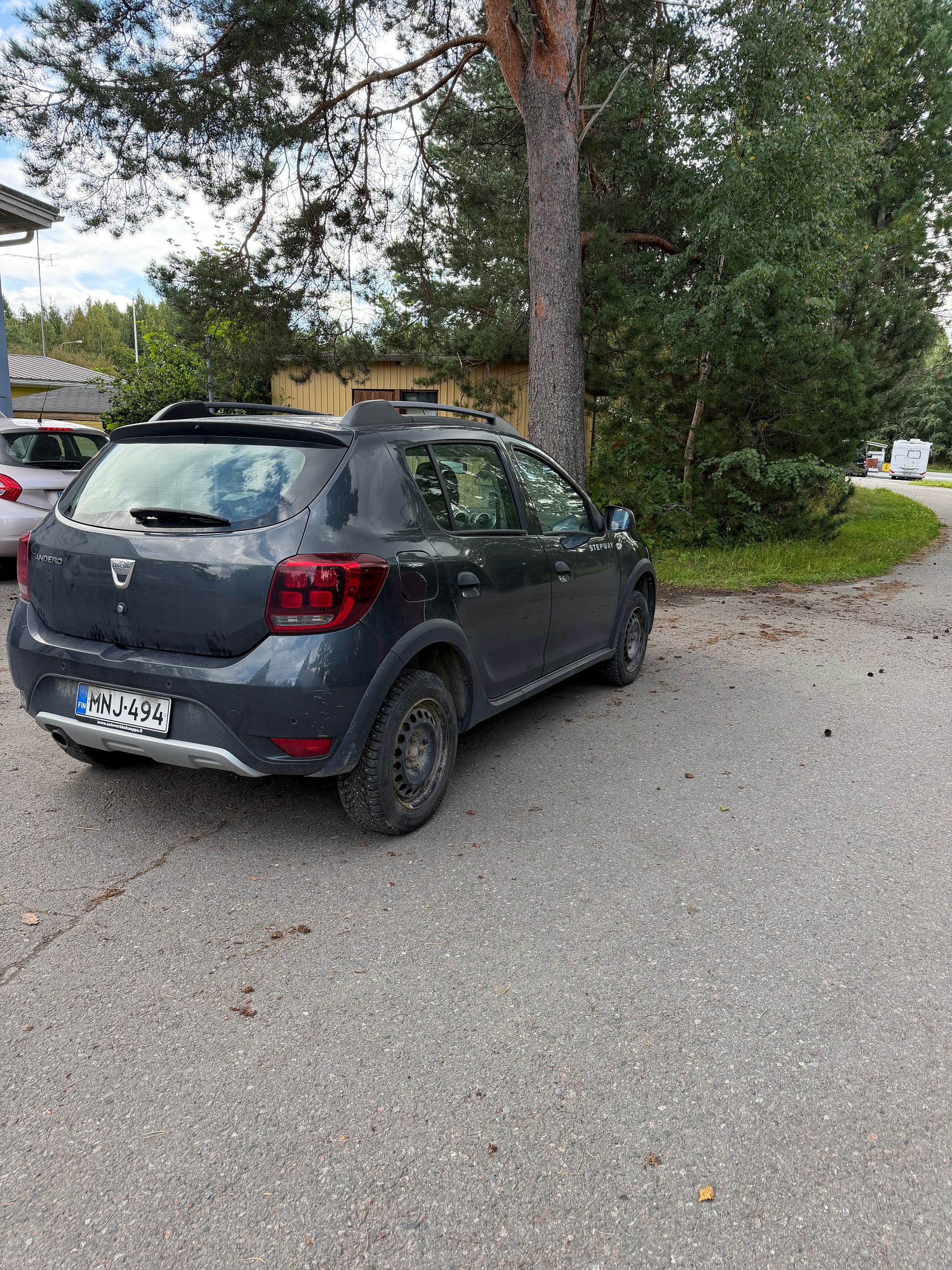 Image 6/16