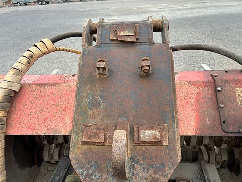 Image 8/11