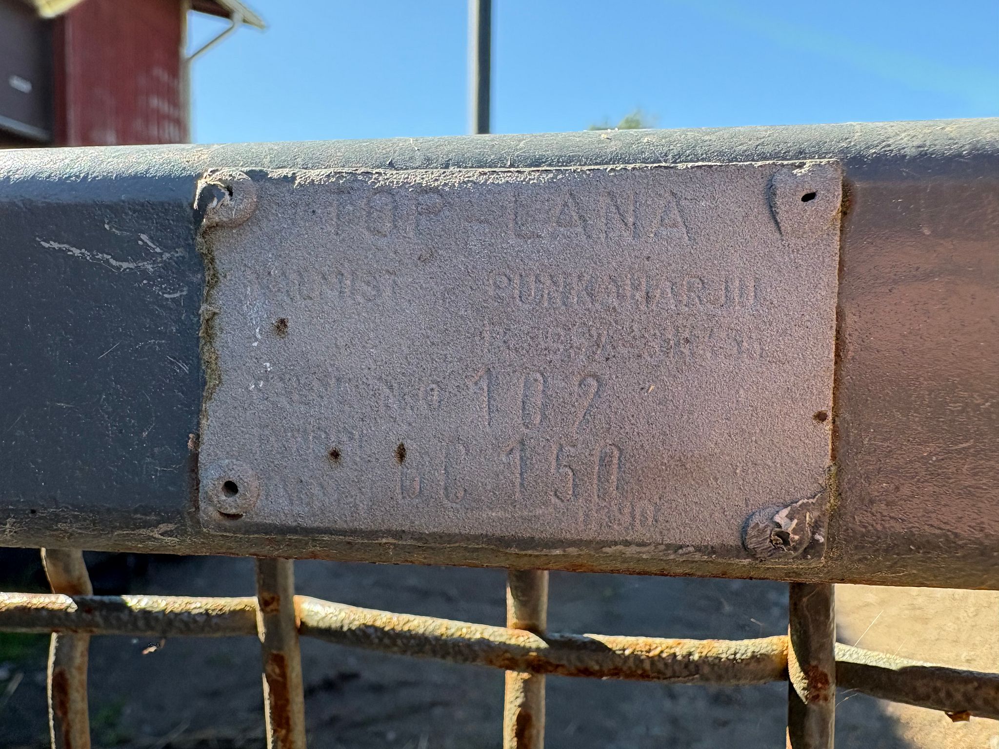 Image 7/8