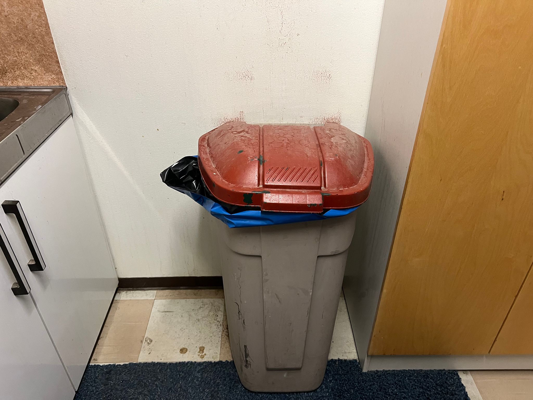 Image 5/9