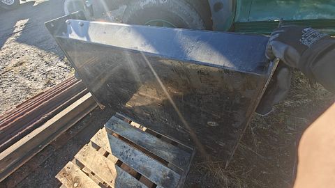 Image 8/11
