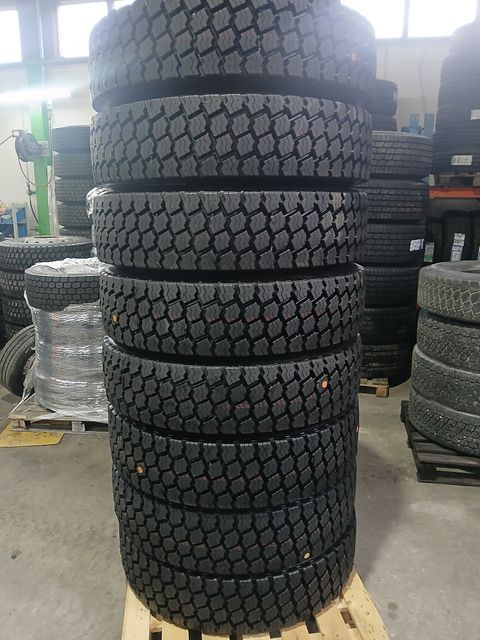 Image 1/3
