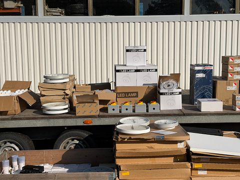 Image 8/57