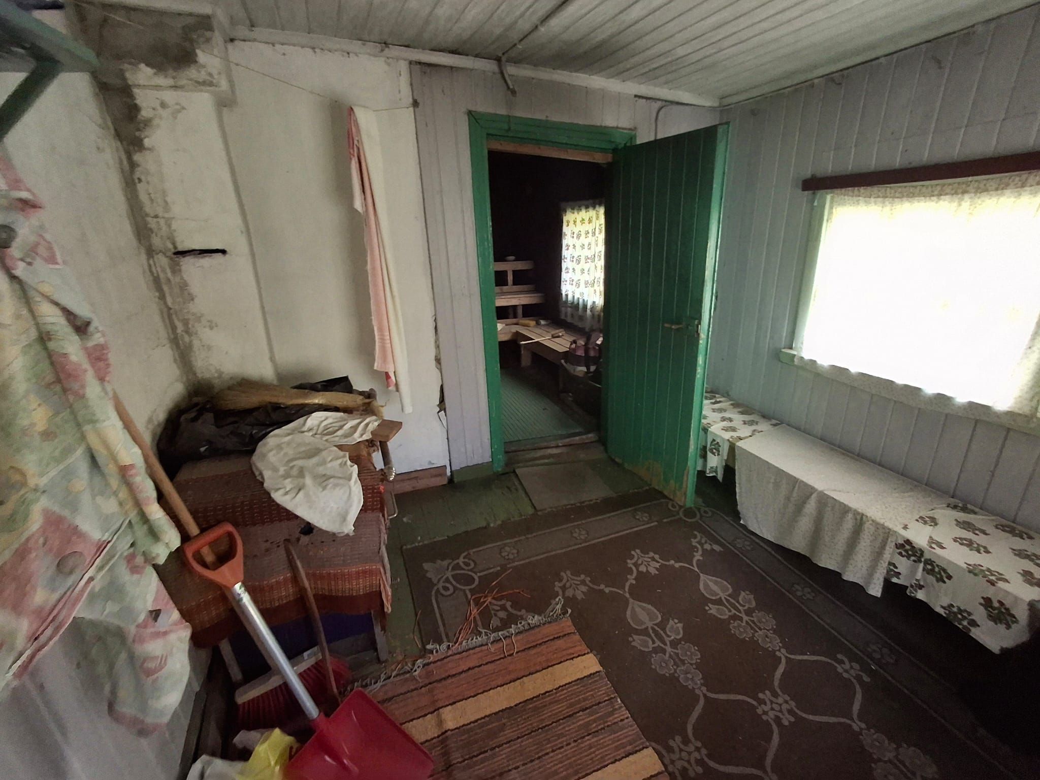 Image 17/23
