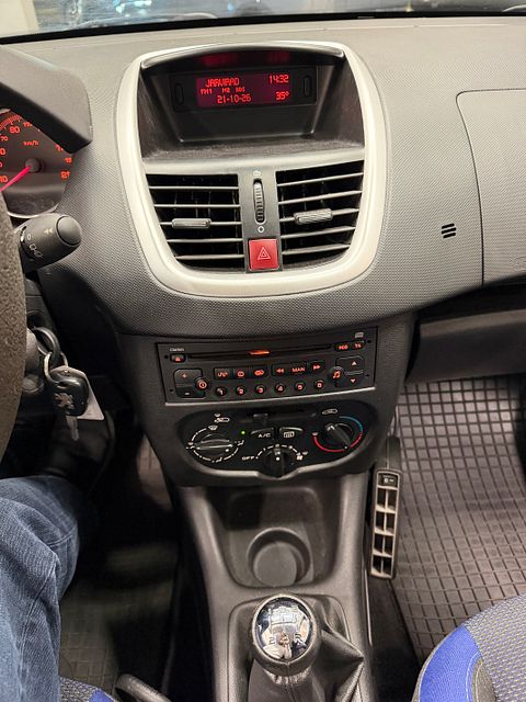 Image 23/41