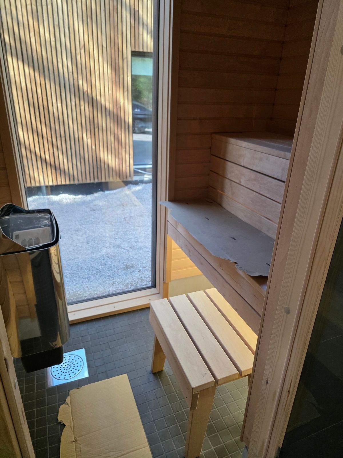 Image 6/8