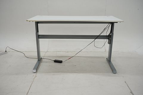 Image 6/9
