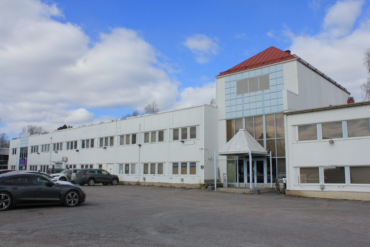 Image 3/79