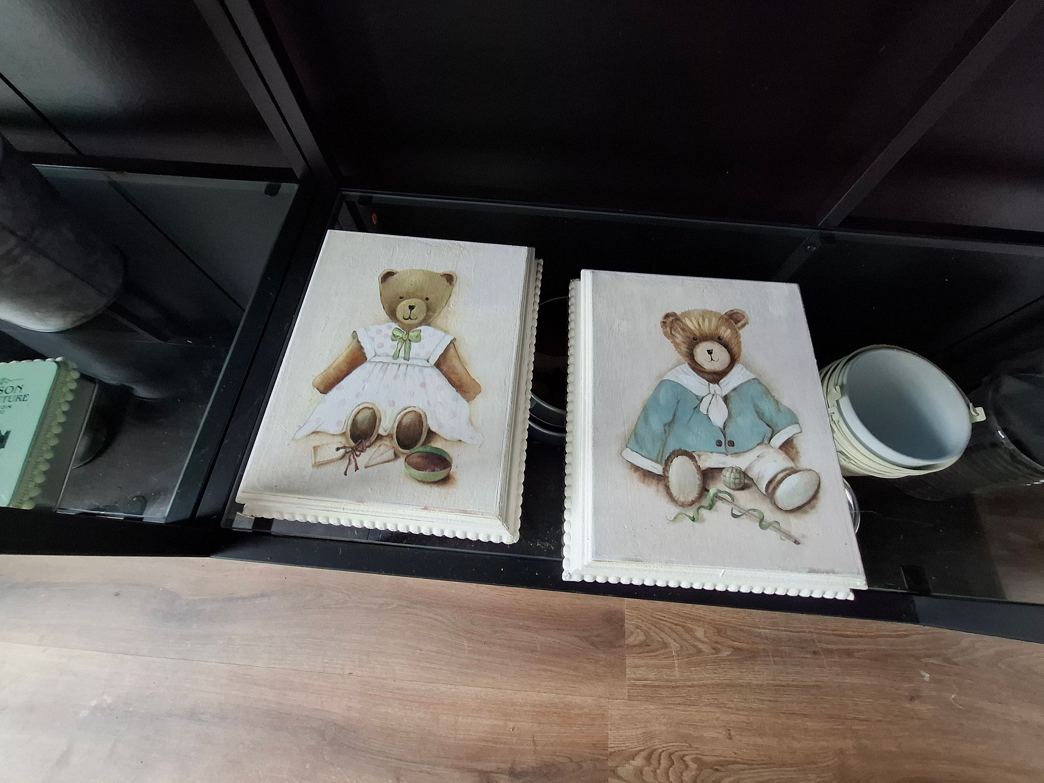 Image 4/6