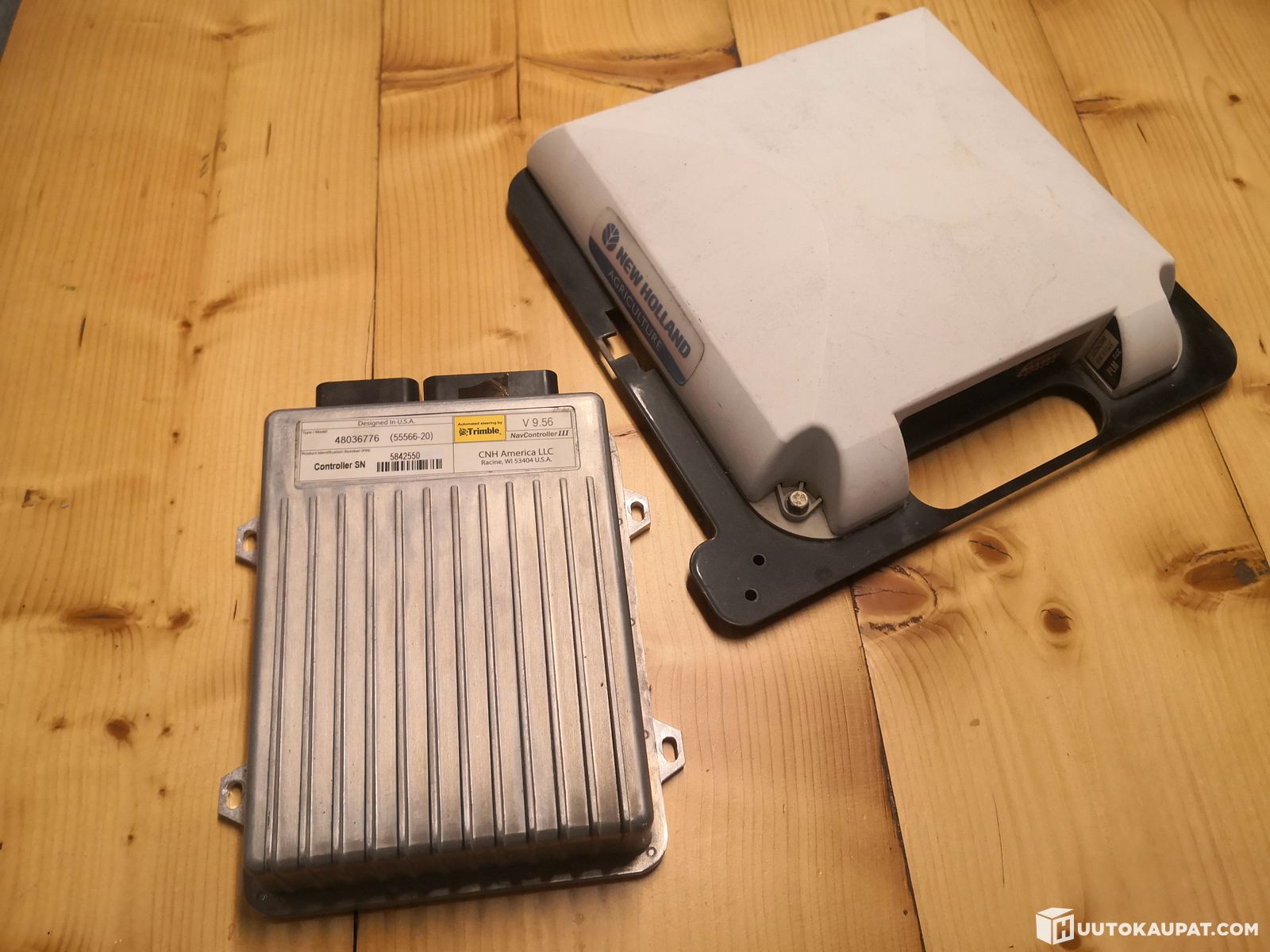 Pinout Nav Controller Trimble AG-372 ja NAV Controller 3, 2018, Isokyrö | Huutokaupat.com