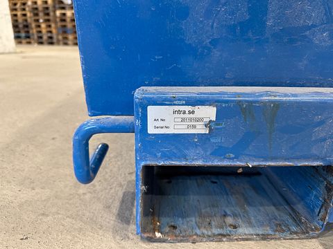 Image 4/12