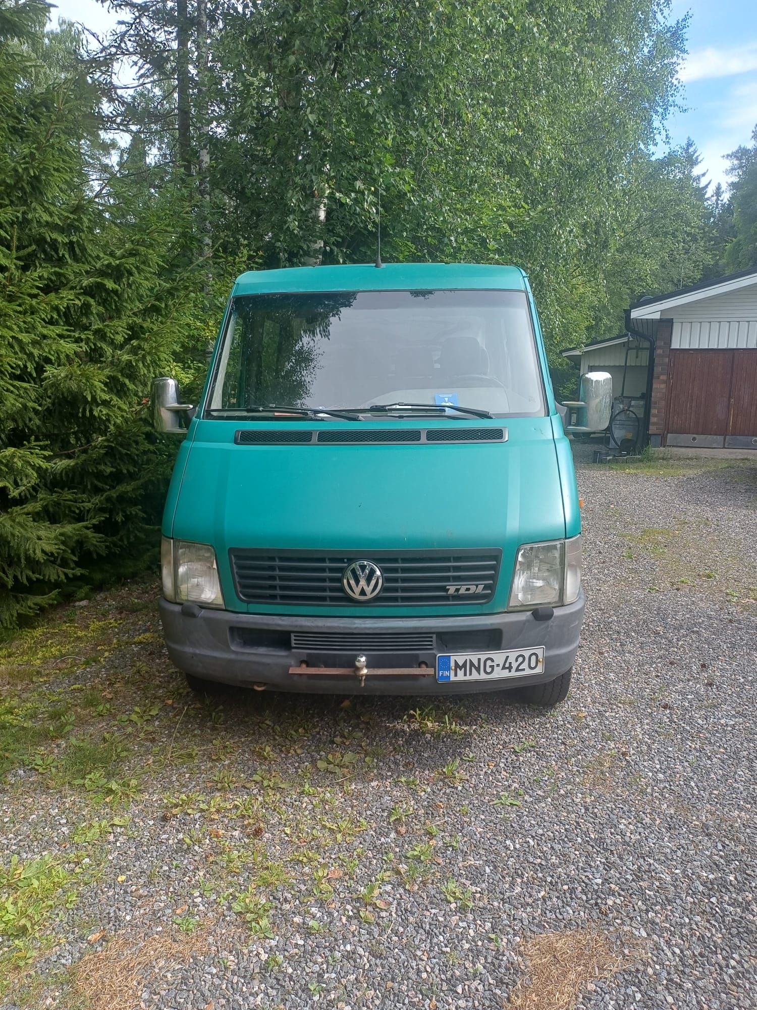 Image 2/15