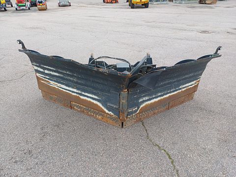 Image 5/12