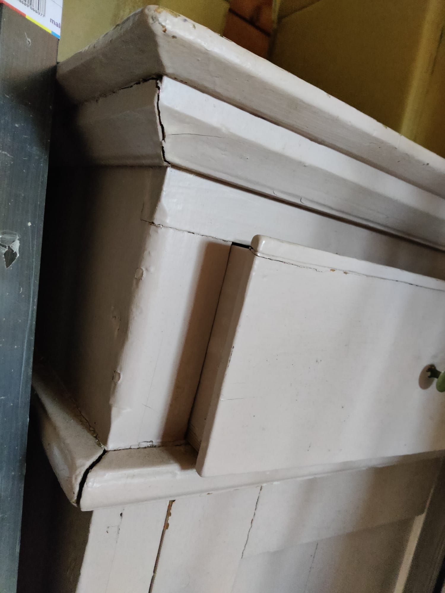 Image 3/8
