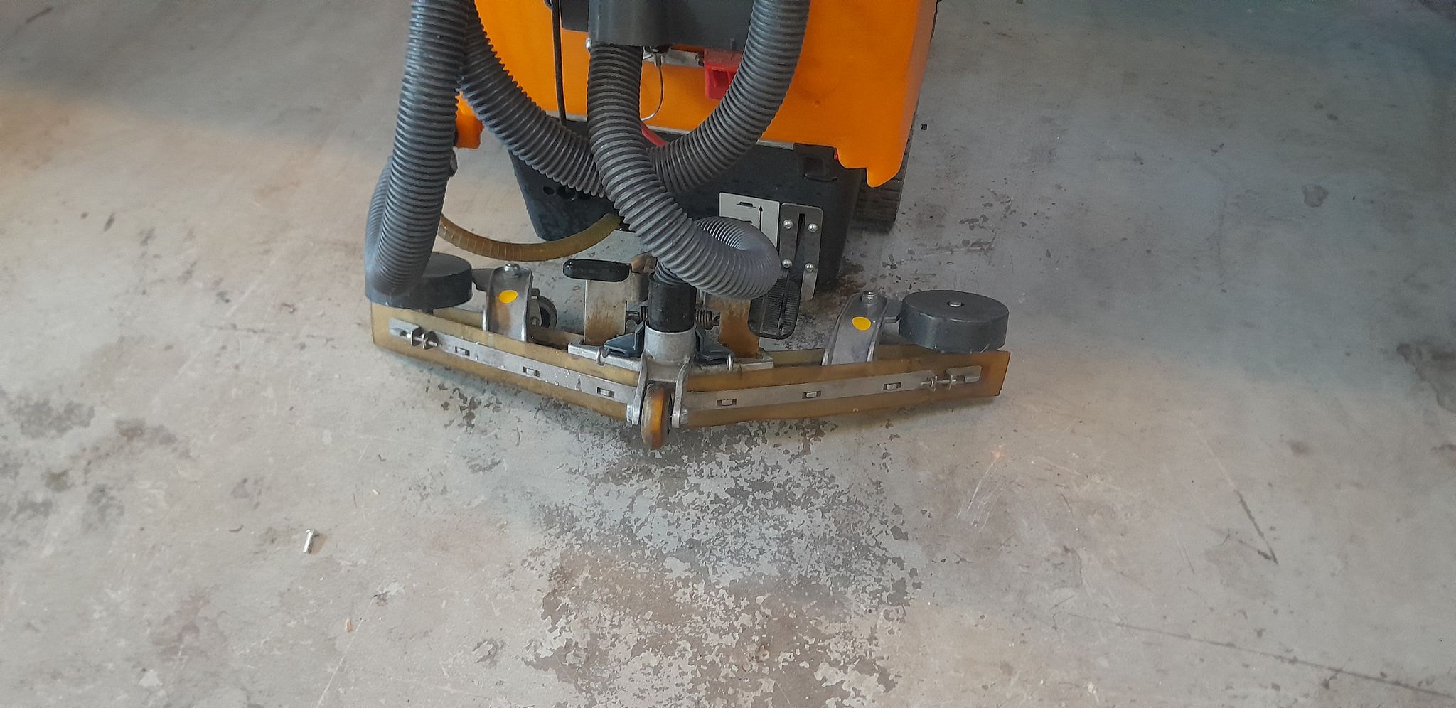 Image 6/6