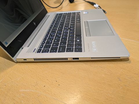 Image 6/10