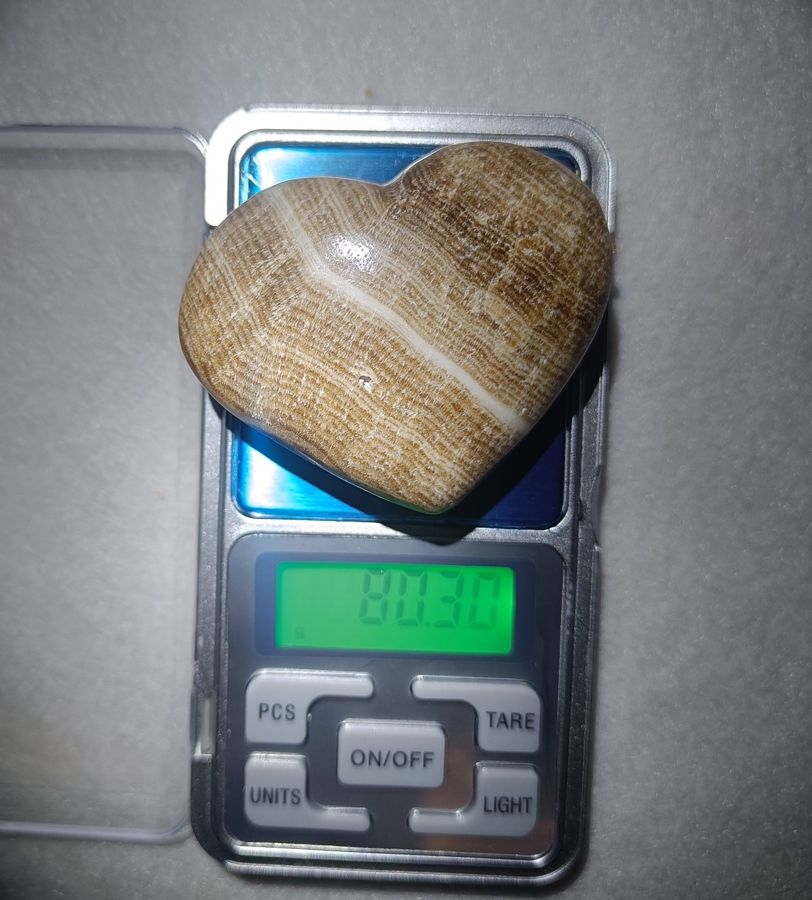 Image 3/6
