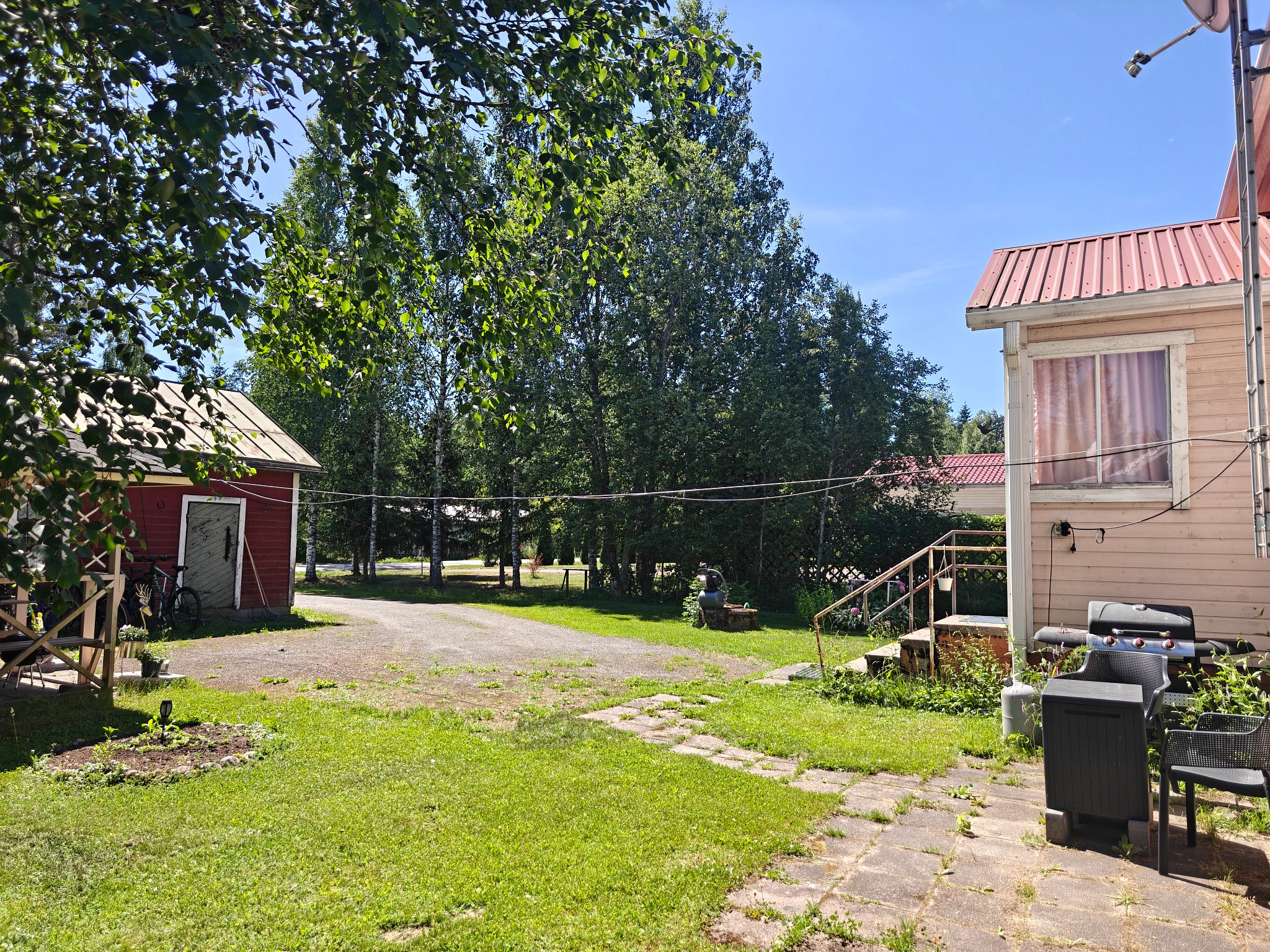 Image 8/49