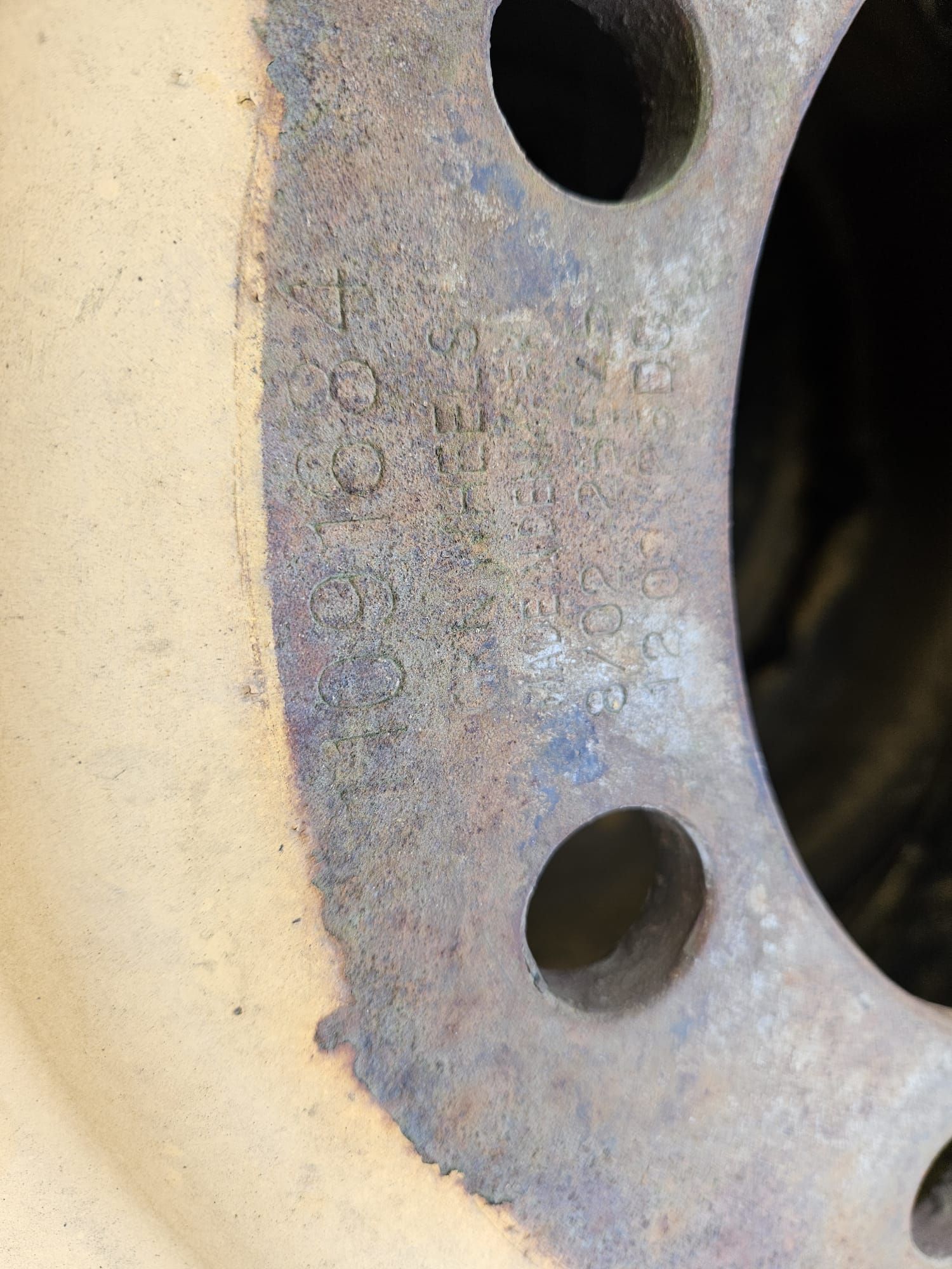 Image 8/20