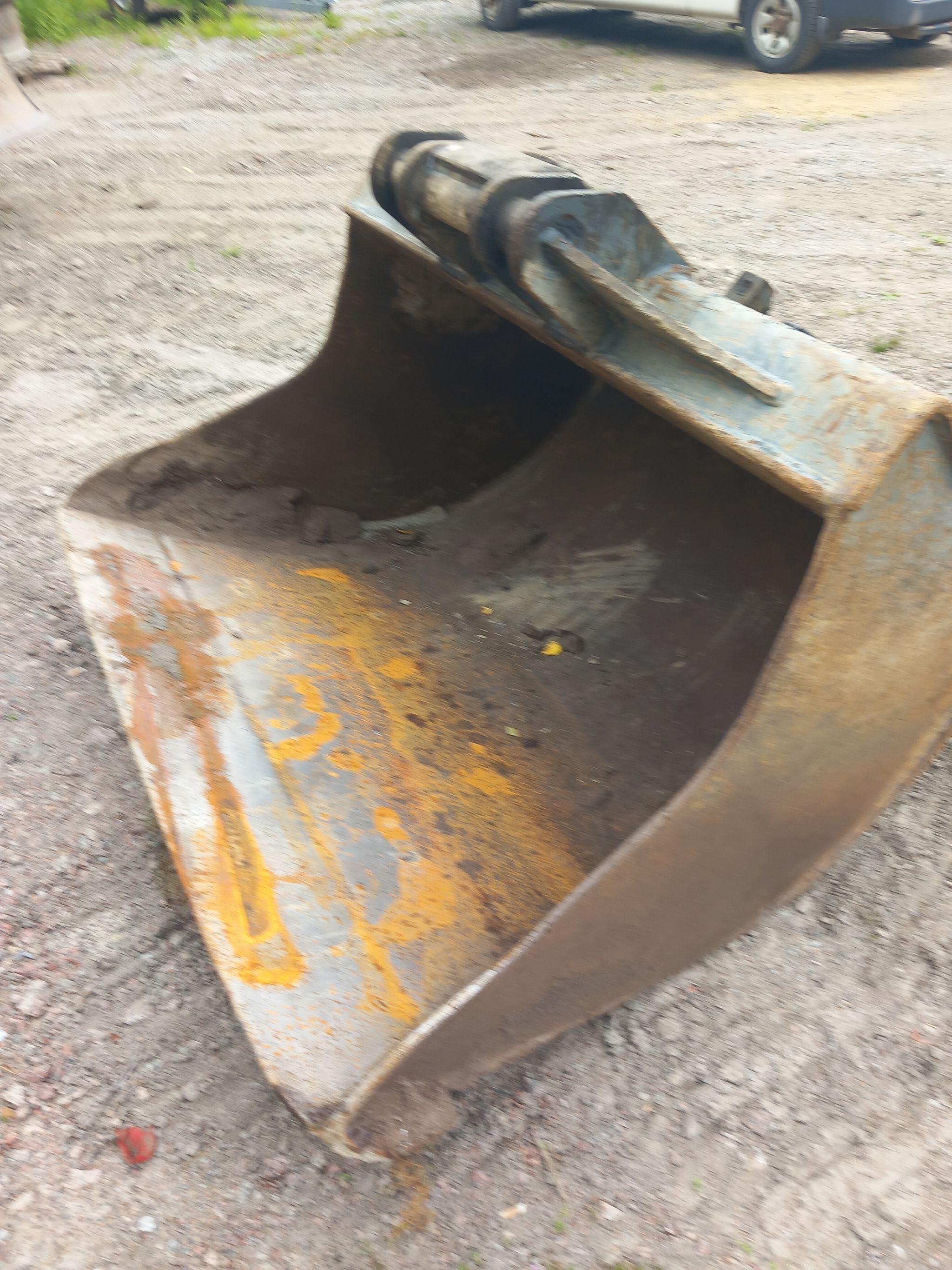 Image 1/7