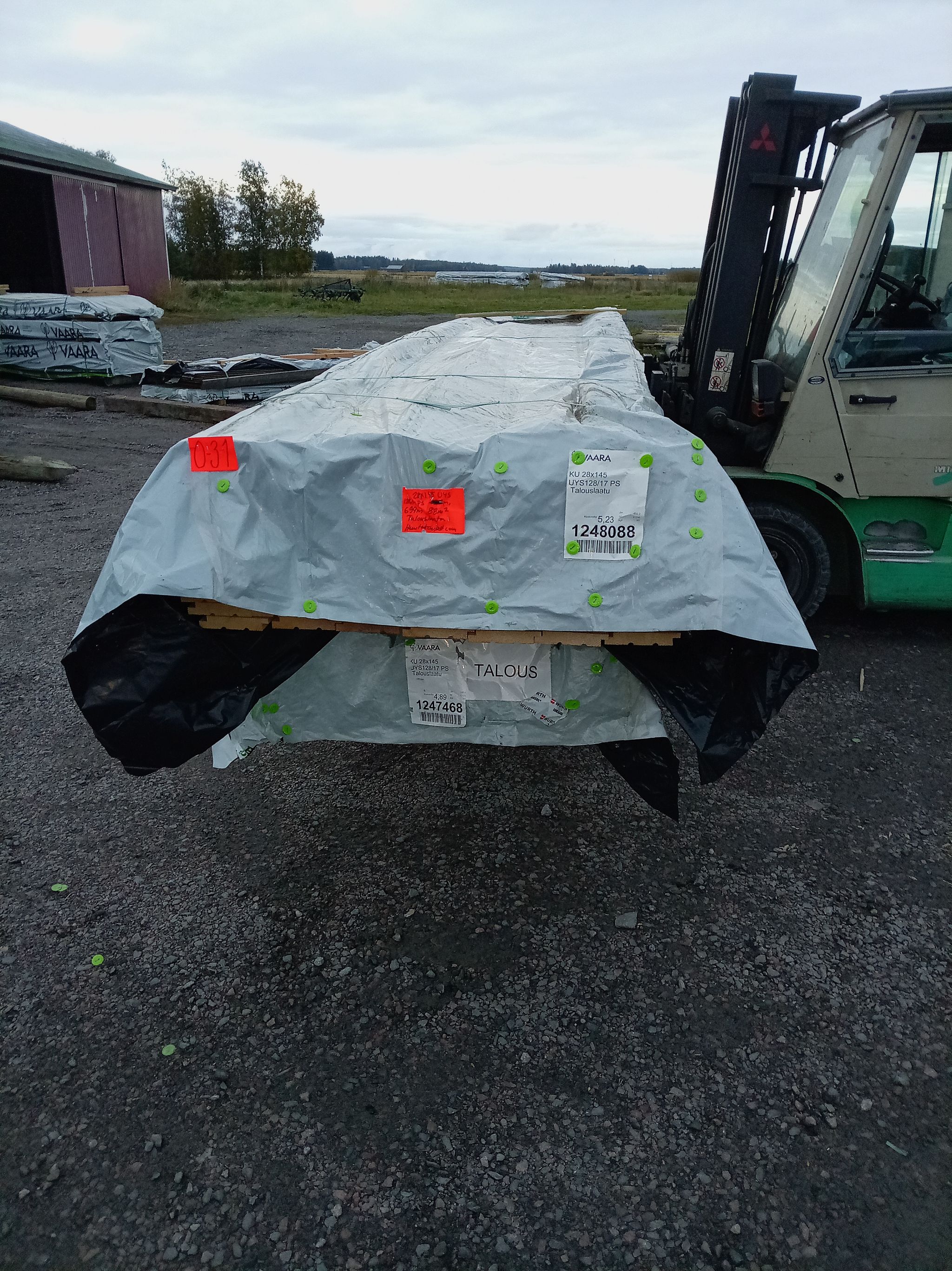 Image 1/25
