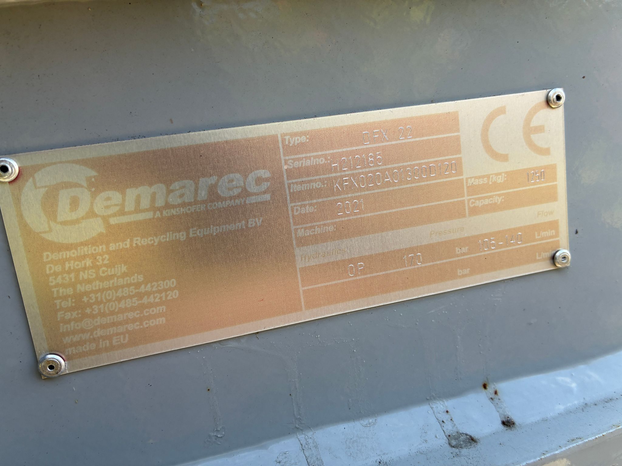Image 6/6