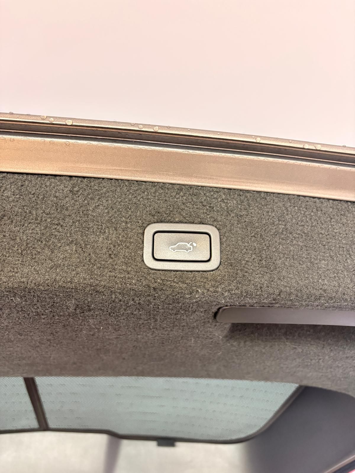 Image 30/35