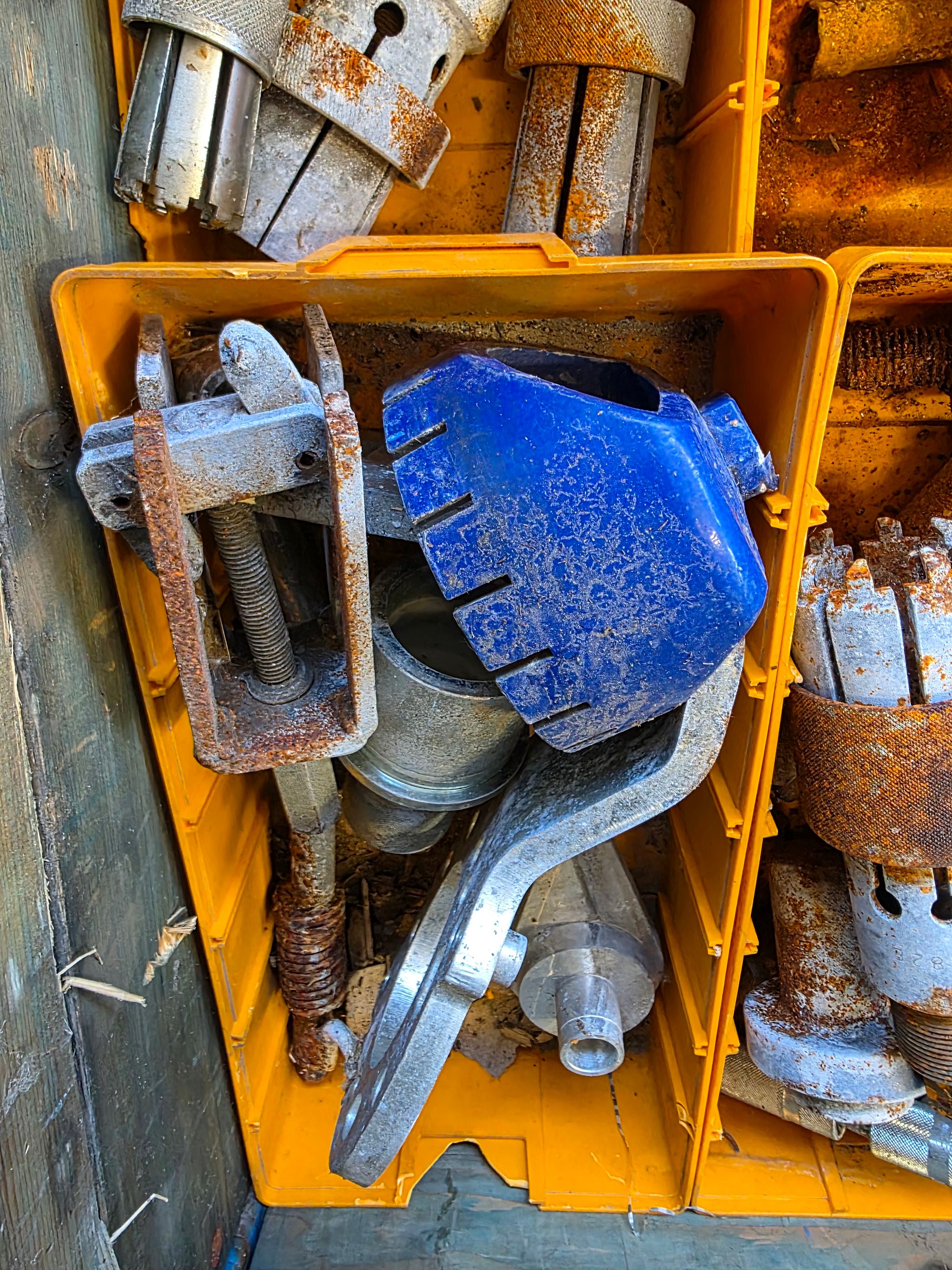 Image 12/19