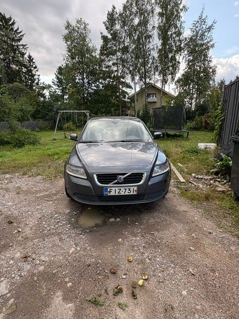 Image 1/12