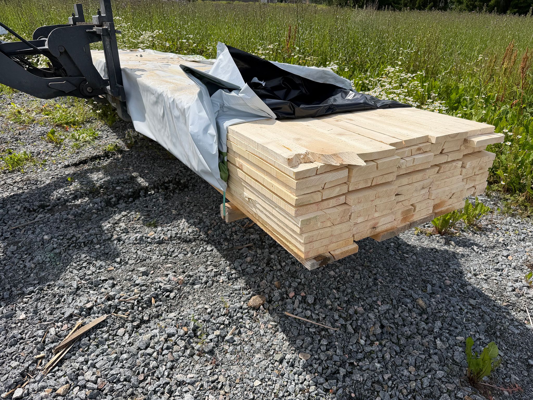 Image 2/3