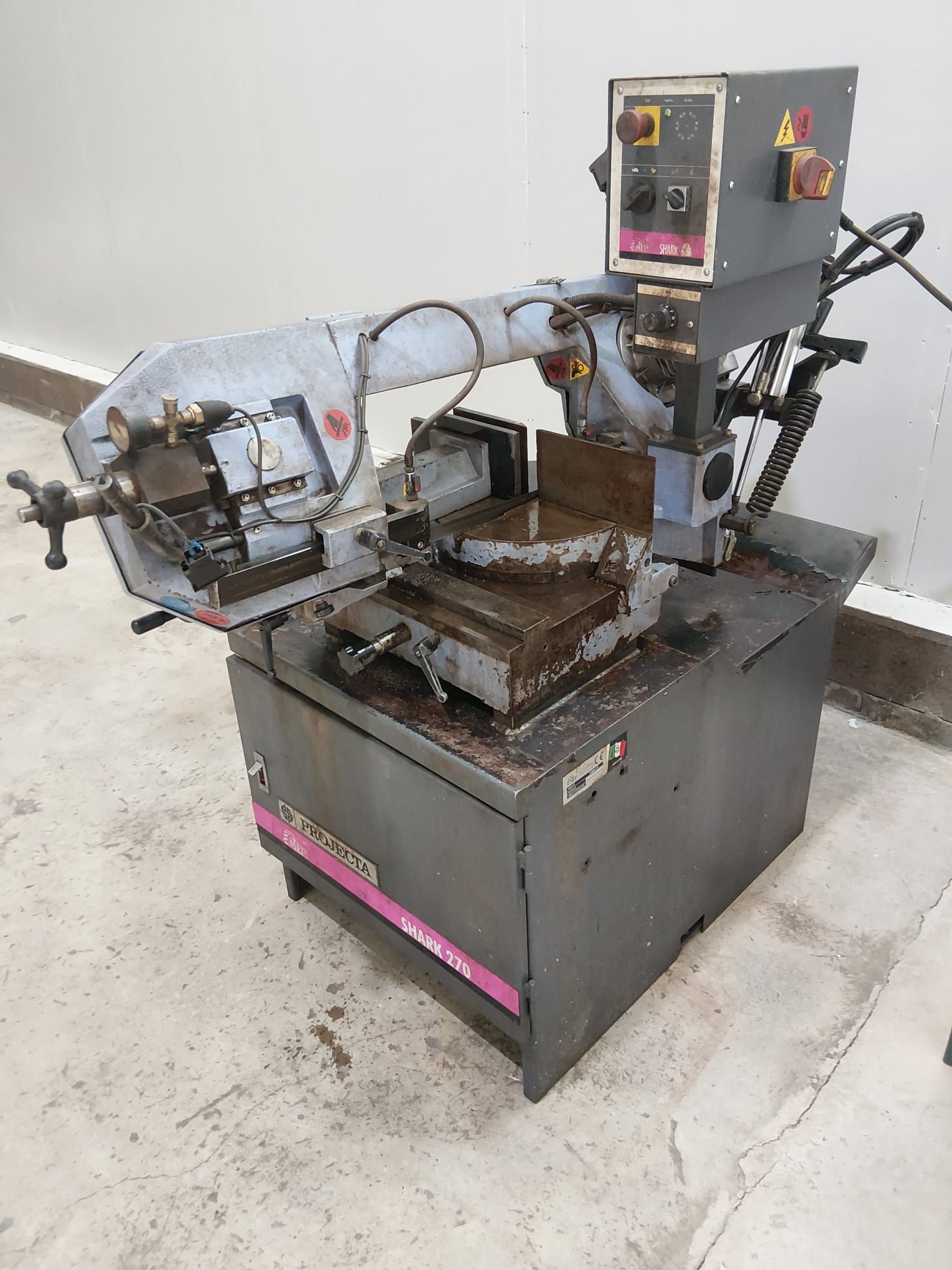 Image 1/6