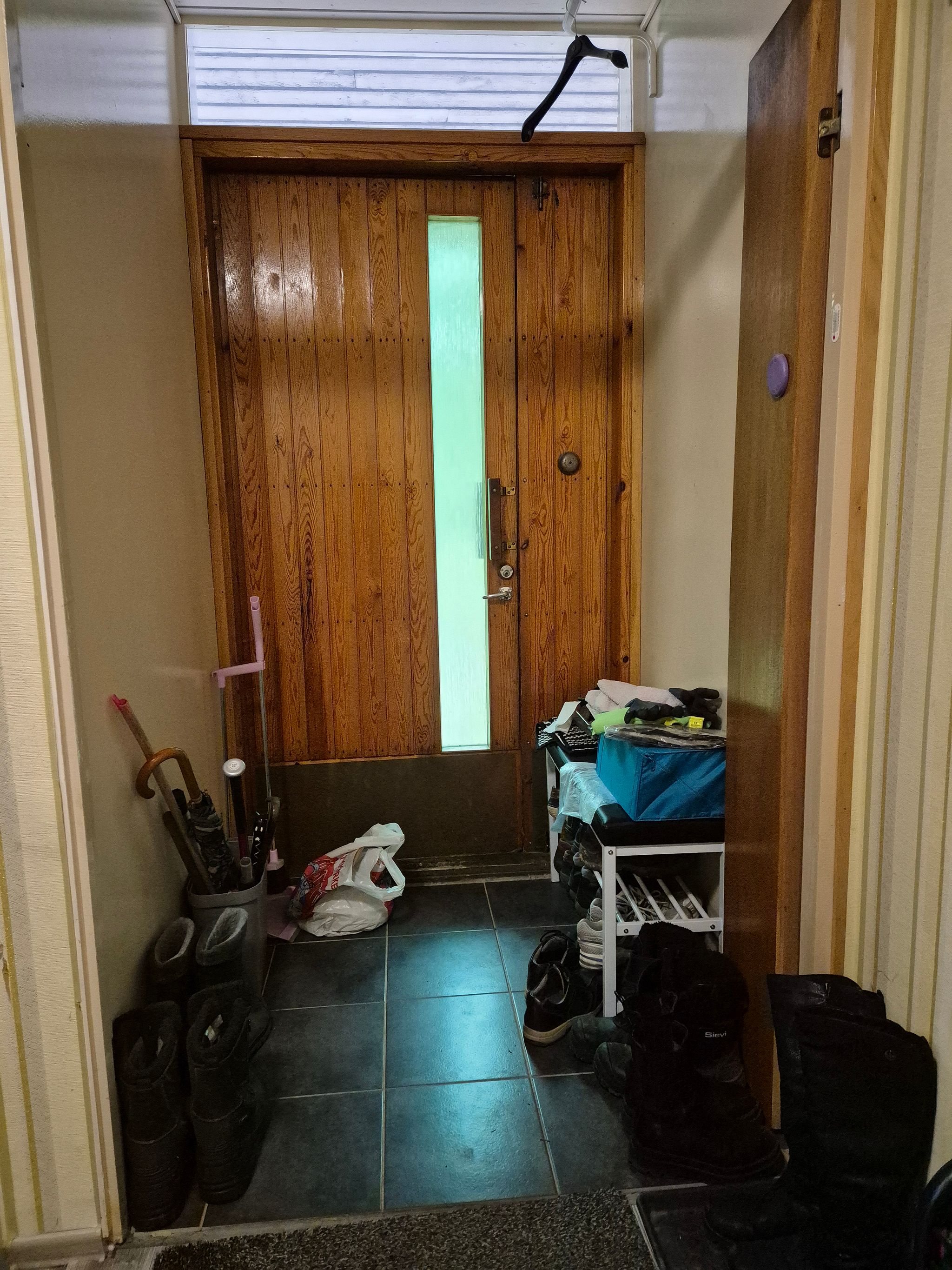 Image 3/49