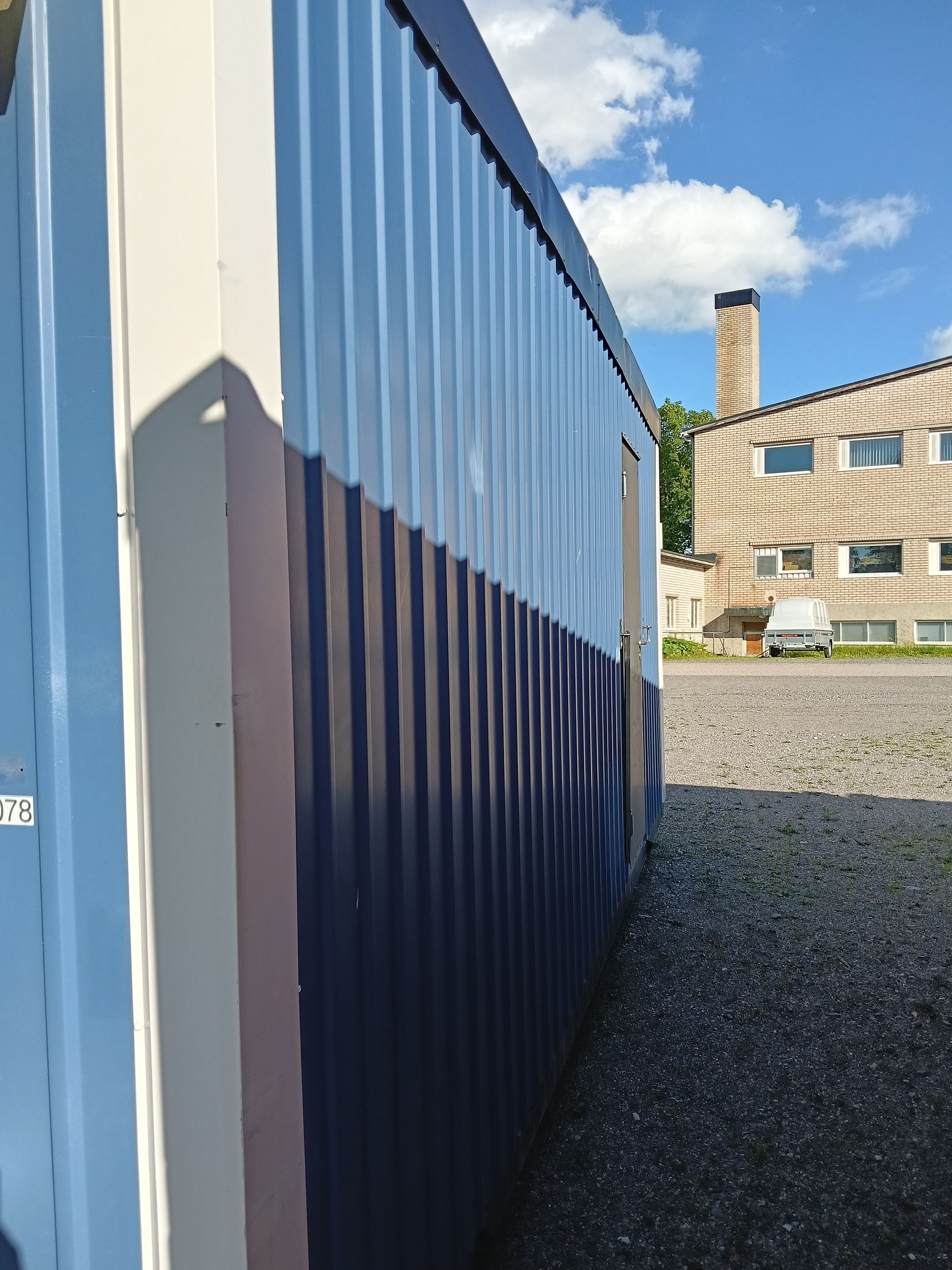 Image 16/21