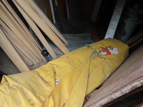Image 11/12