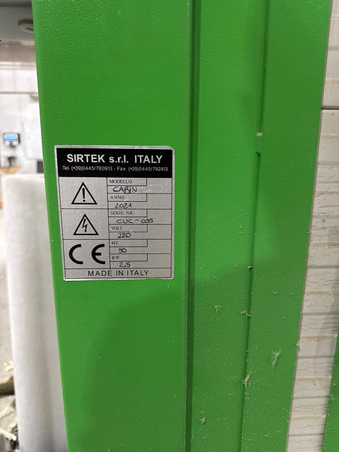 Image 8/18